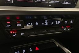 valkoinen Audi A3 2021 kuva 21.