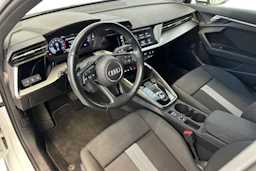 valkoinen Audi A3 2021 kuva 6.