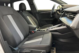 valkoinen Audi A3 2021 kuva 8.