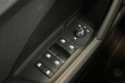 valkoinen Audi A3 2021 kuva 10.