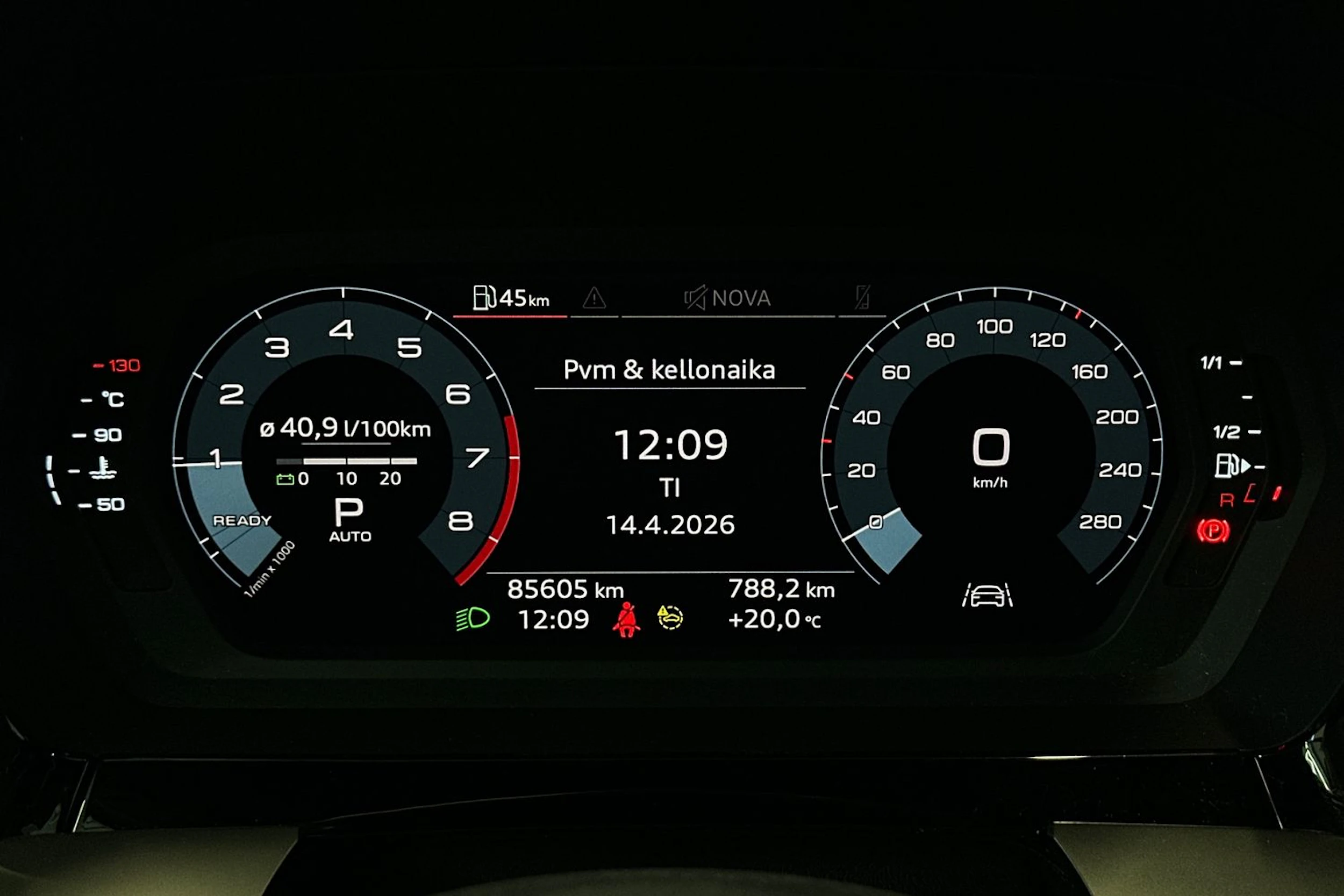 valkoinen Audi A3 2021 kuva 16.