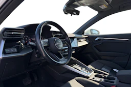 valkoinen Audi A3 2021 kuva 3.