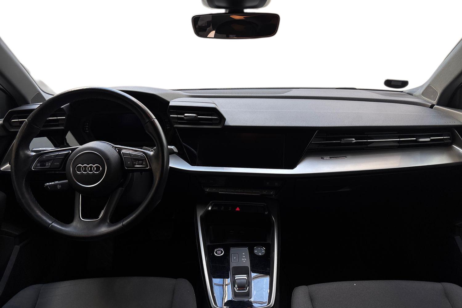 Audi A3 2021, kuva 7/22