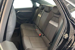 musta Audi A3 2021 kuva 8.