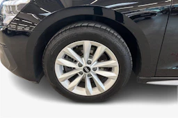 musta Audi A3 2021 kuva 9.