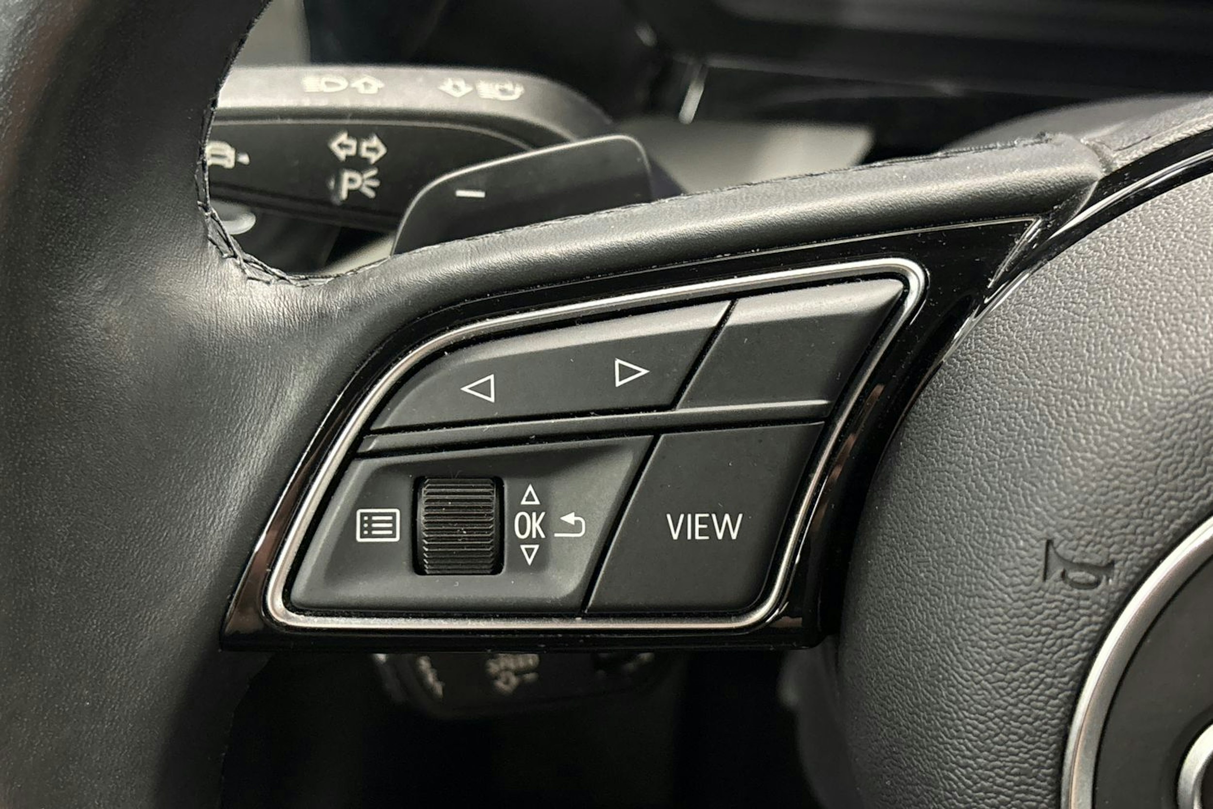valkoinen Audi A3 2021 kuva 12.