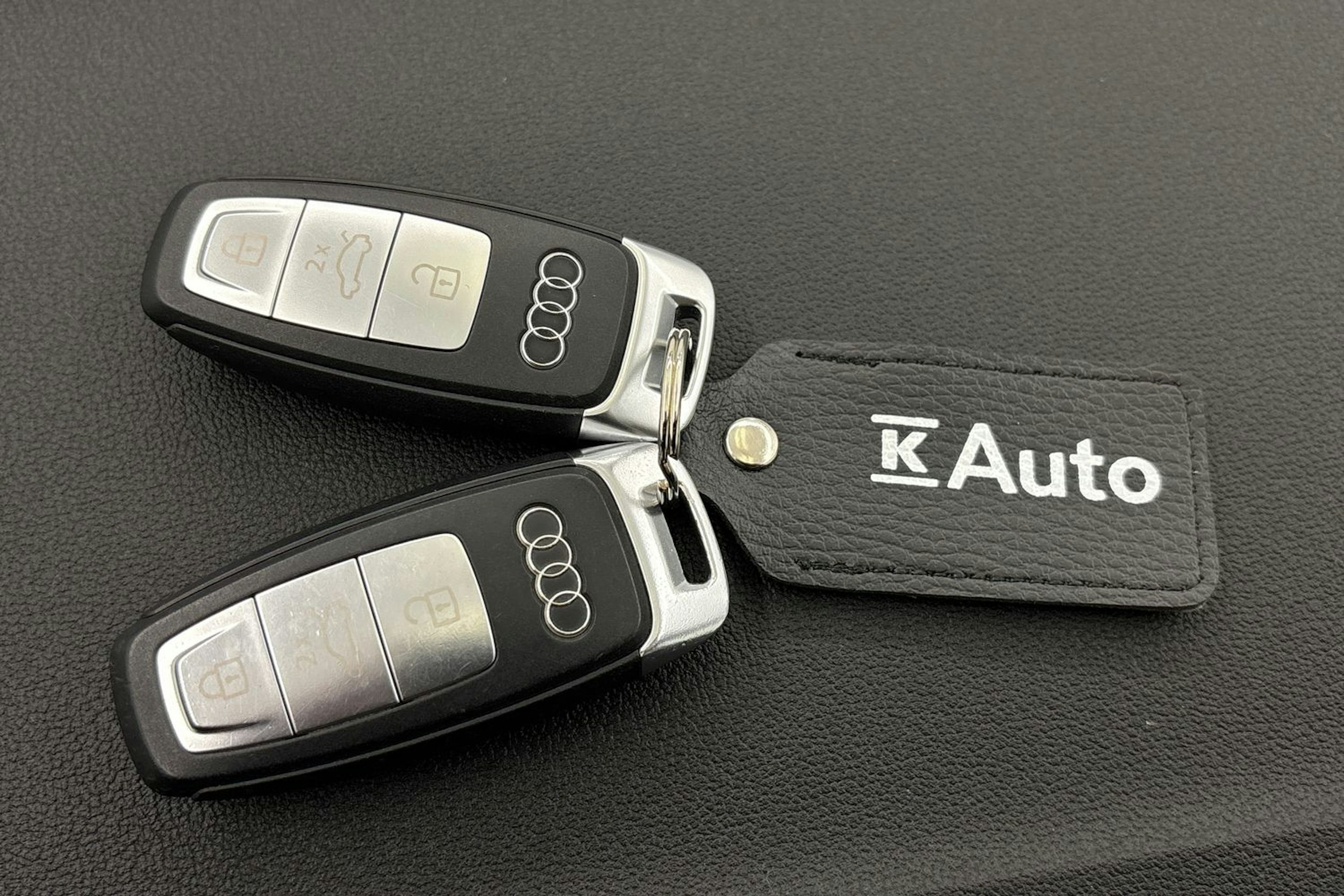 valkoinen Audi A3 2021 kuva 22.
