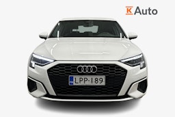 valkoinen Audi A3 2021 kuva 4.