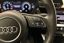 valkoinen Audi A3 2021 kuva 12.