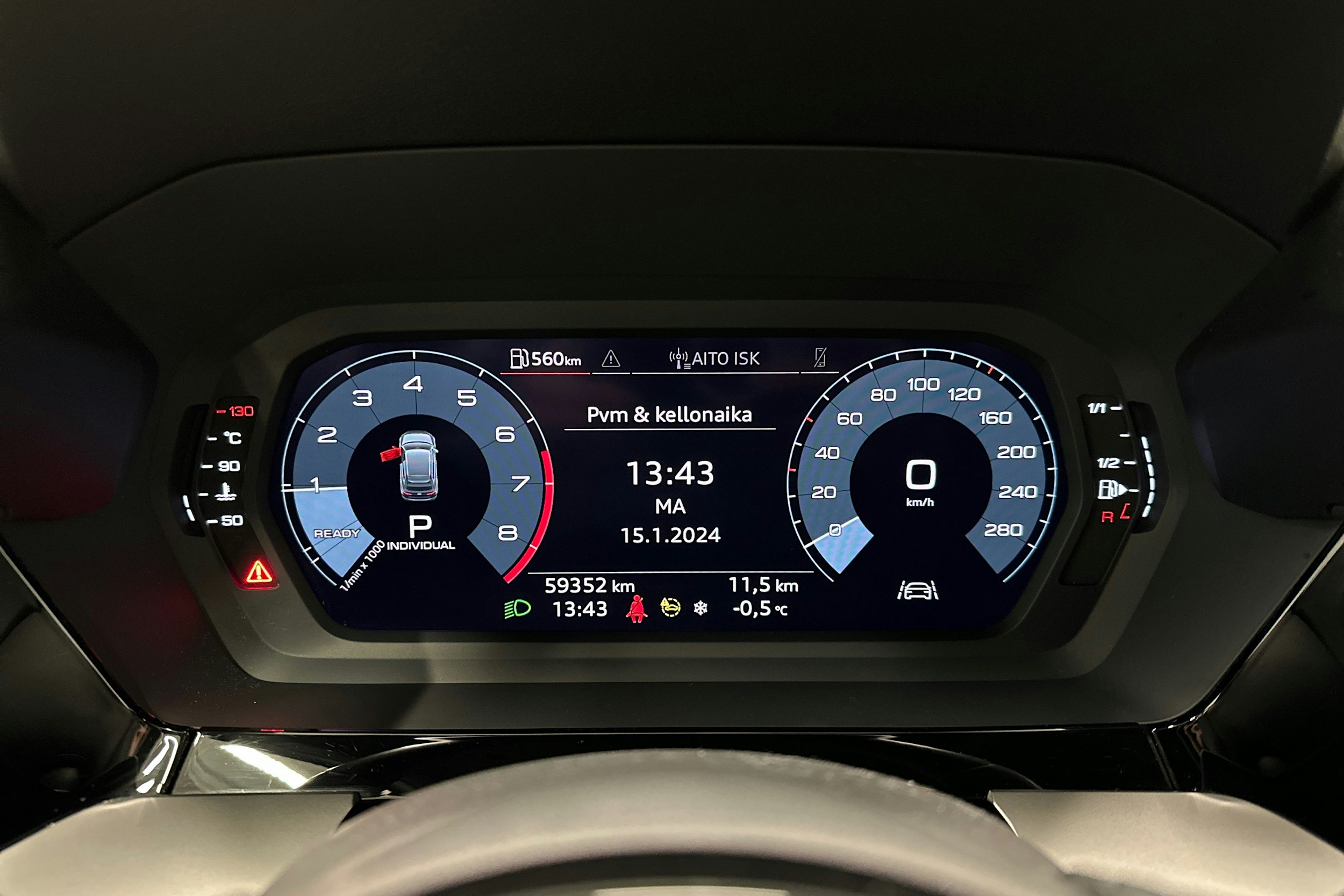 valkoinen Audi A3 2021 kuva 14.