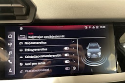 valkoinen Audi A3 2021 kuva 29.