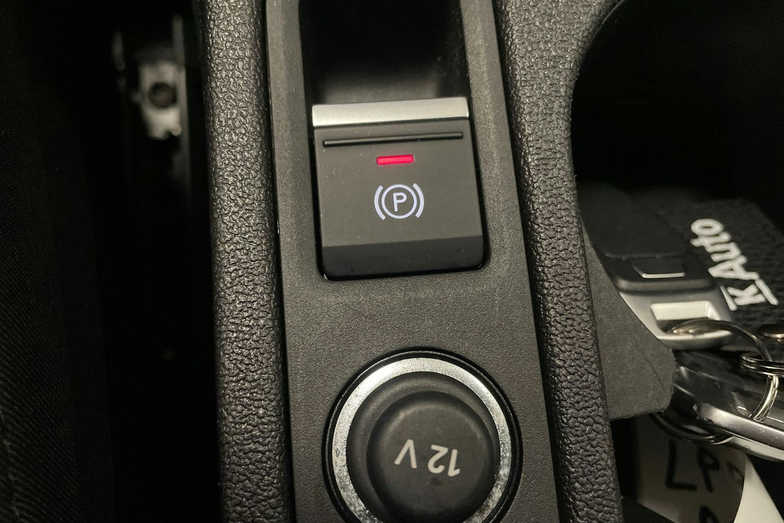 valkoinen Audi A3 2021 kuva 34.