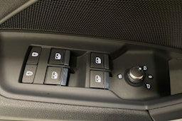 valkoinen Audi A3 2021 kuva 36.
