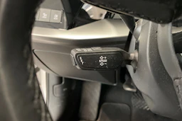 Valkoinen Audi A3 2021 kuva 12.