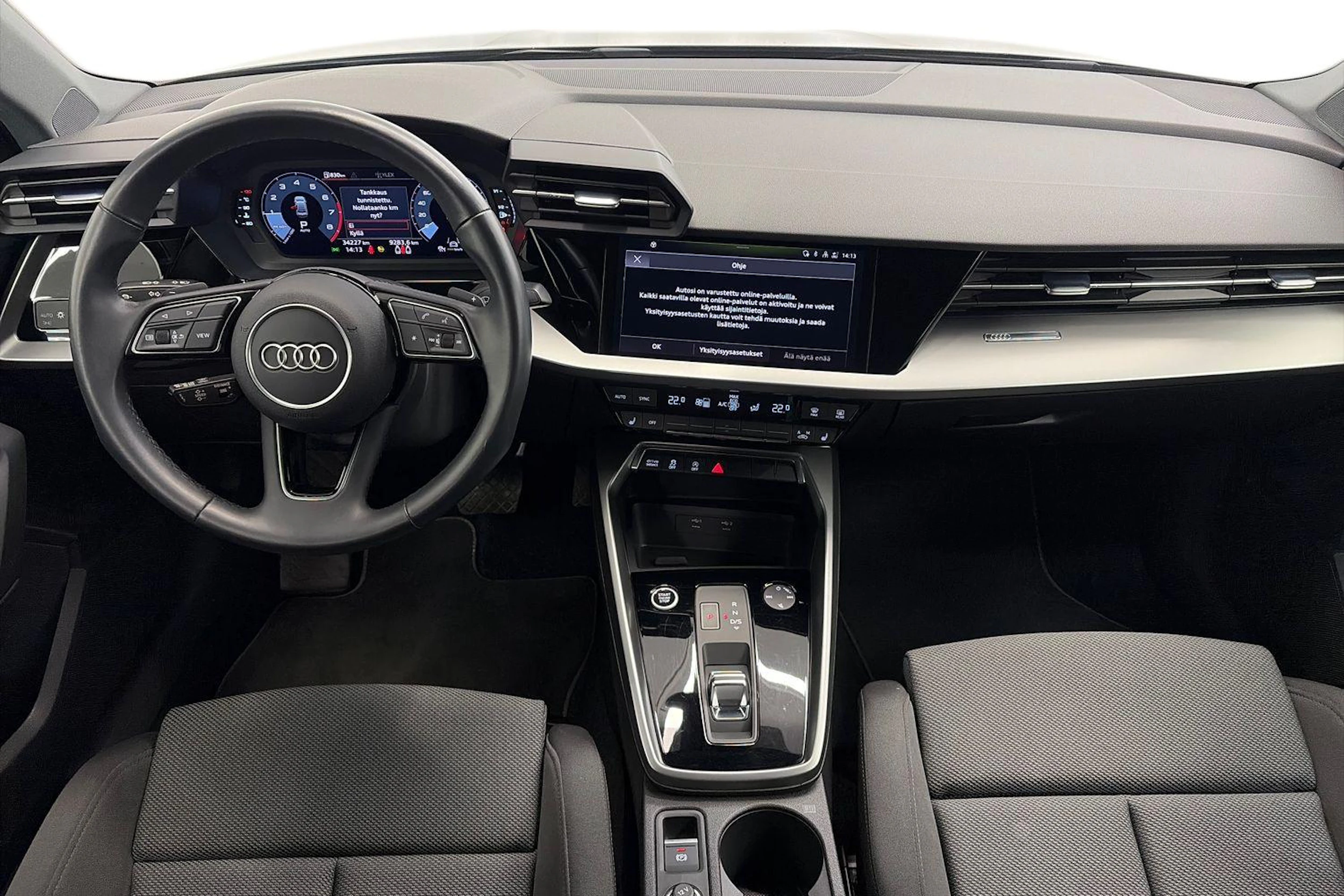 Musta Audi A3 2021 kuva 9.