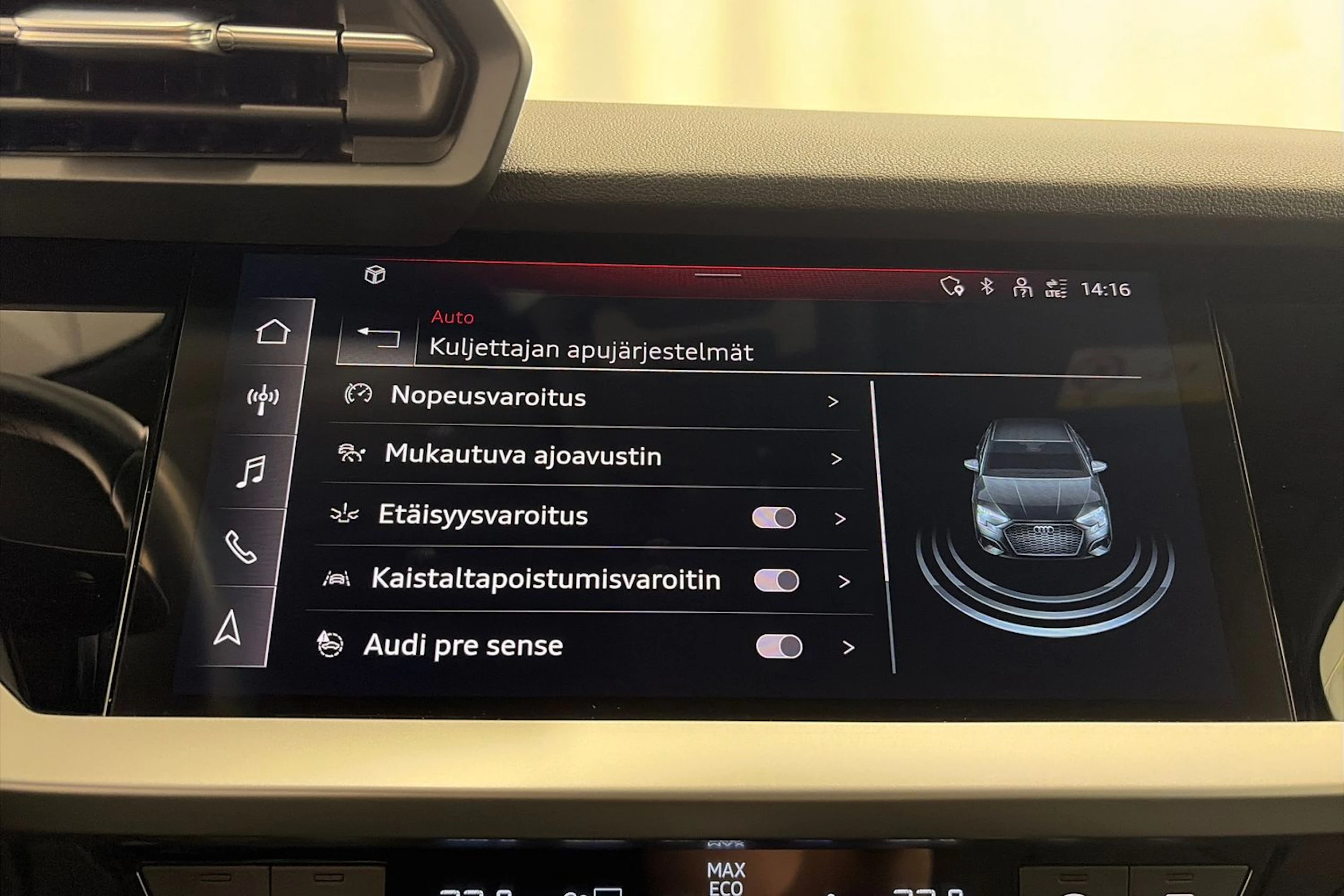 Musta Audi A3 2021 kuva 24.