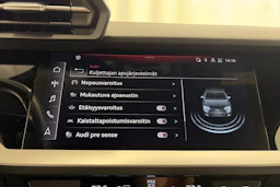 Musta Audi A3 2021 kuva 24.