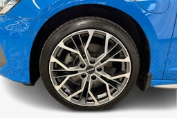 sininen Audi A3 2021 kuva 11.