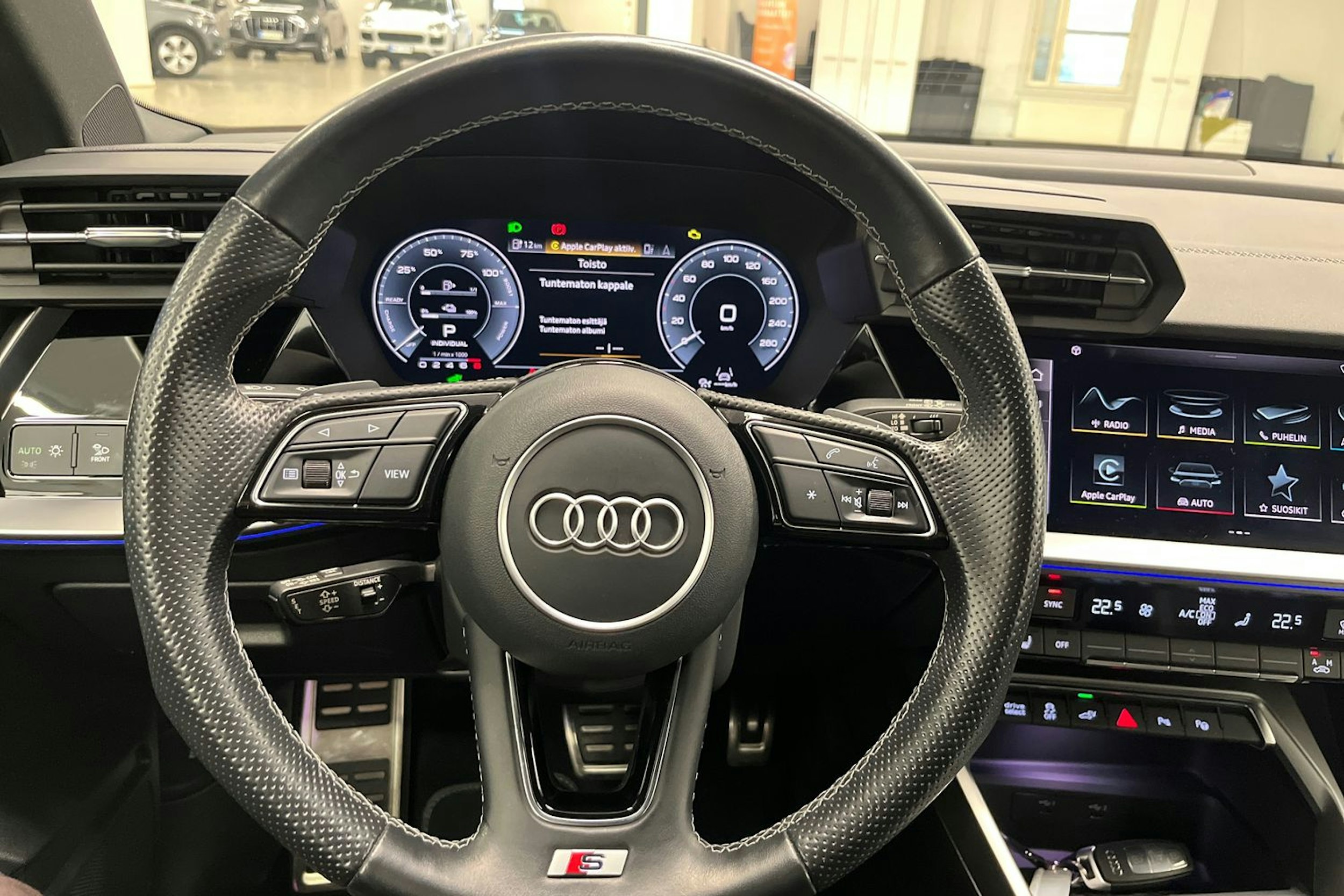 sininen Audi A3 2021 kuva 17.