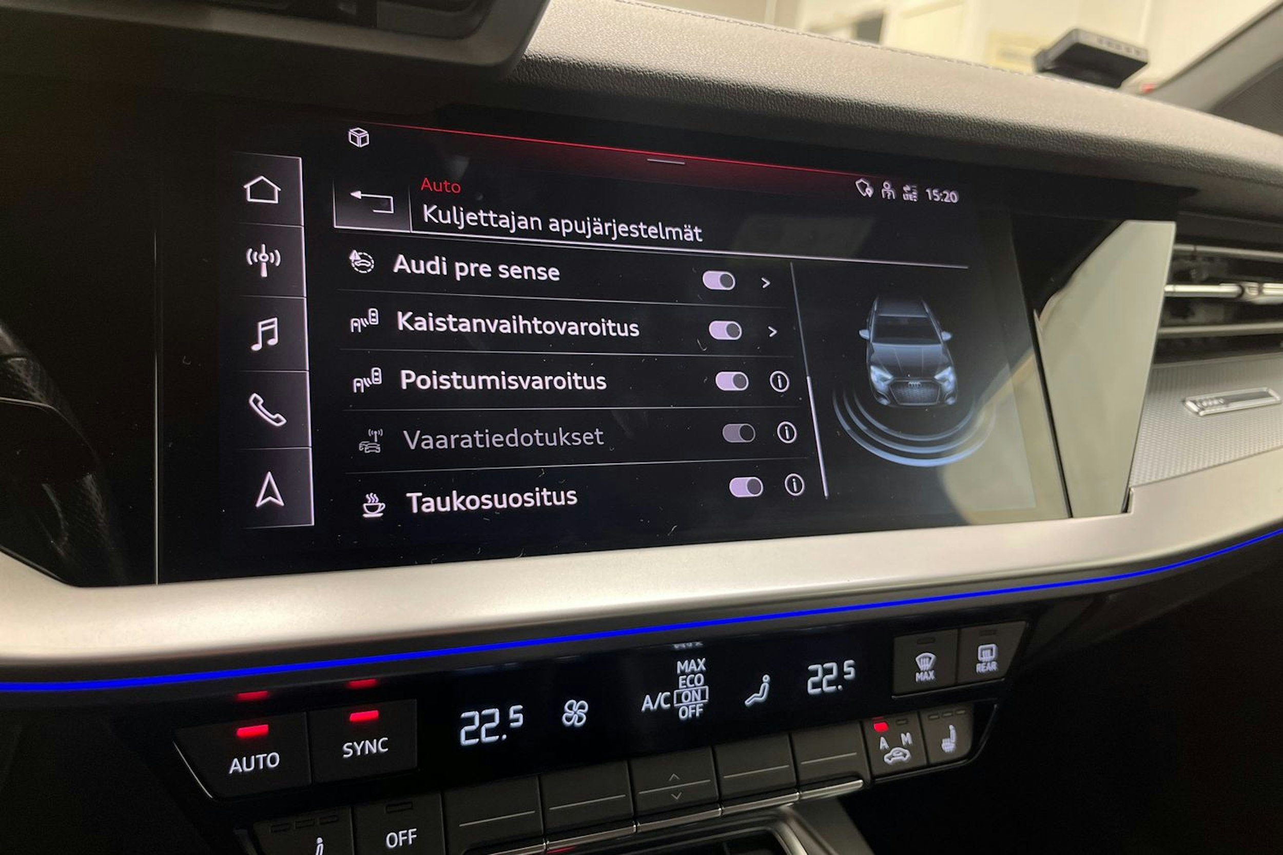 sininen Audi A3 2021 kuva 25.