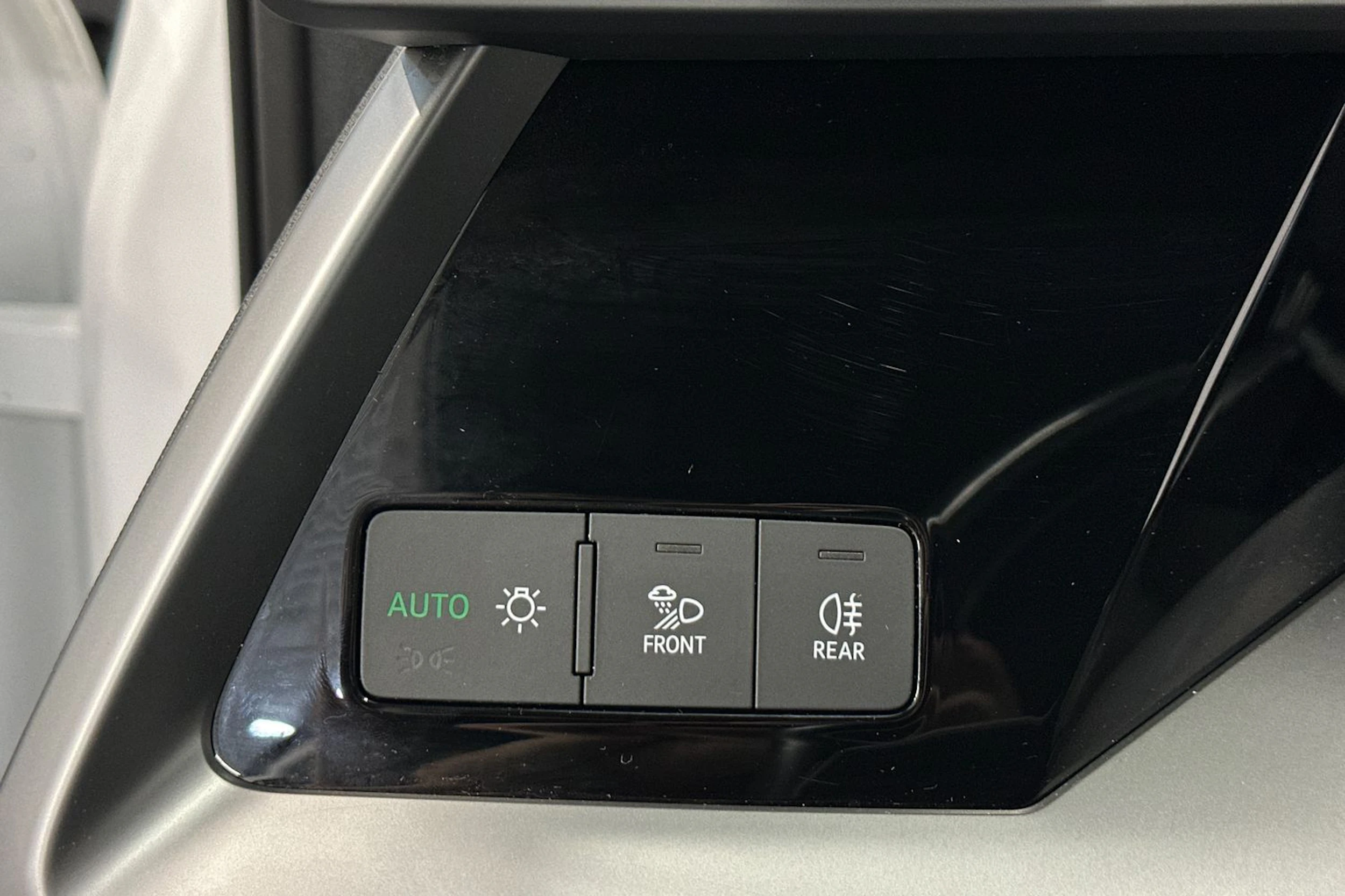 valkoinen Audi A3 2021 kuva 16.