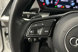 valkoinen Audi A3 2021 kuva 17.