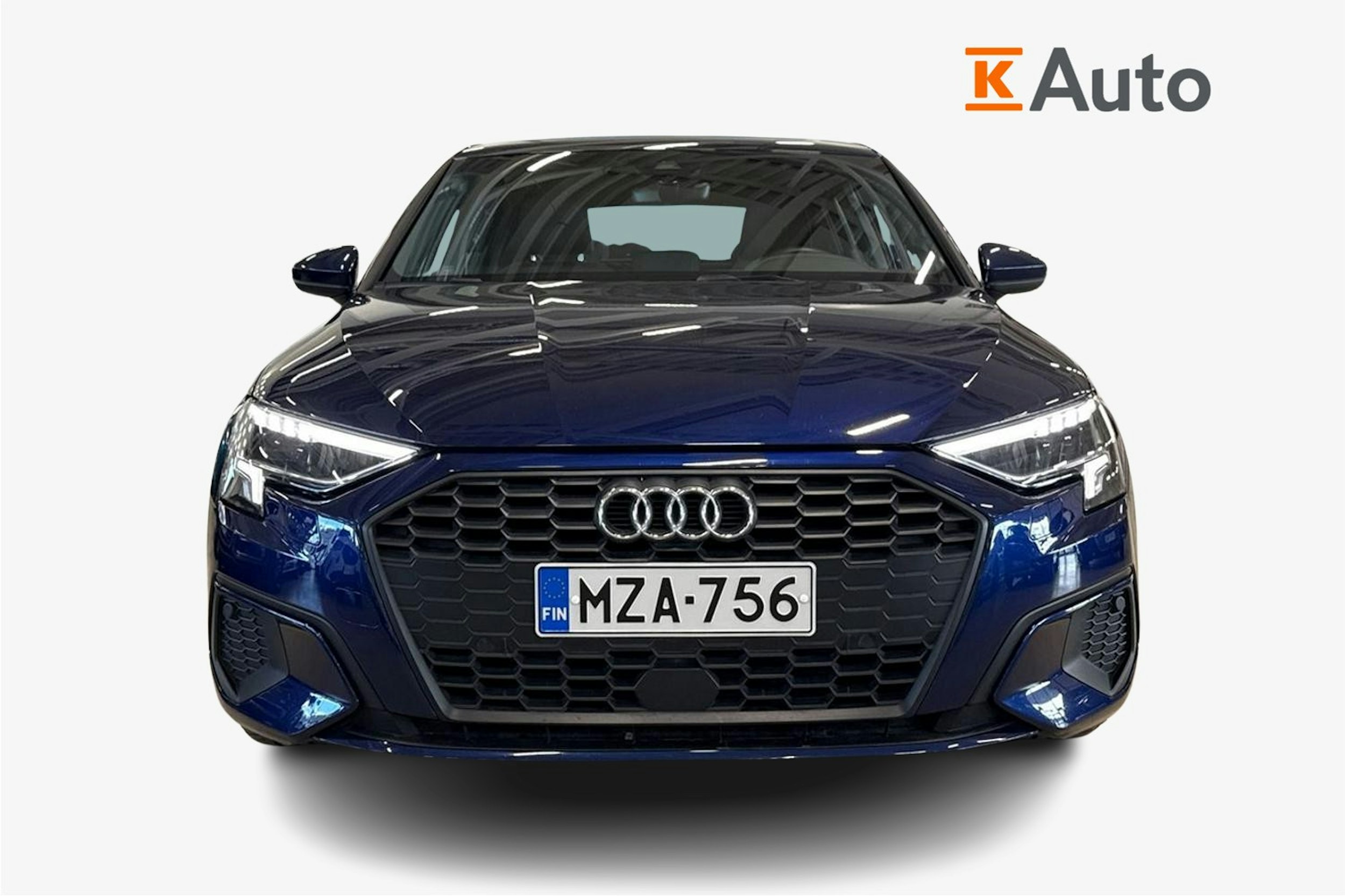 sininen Audi A3 2021 kuva 4.