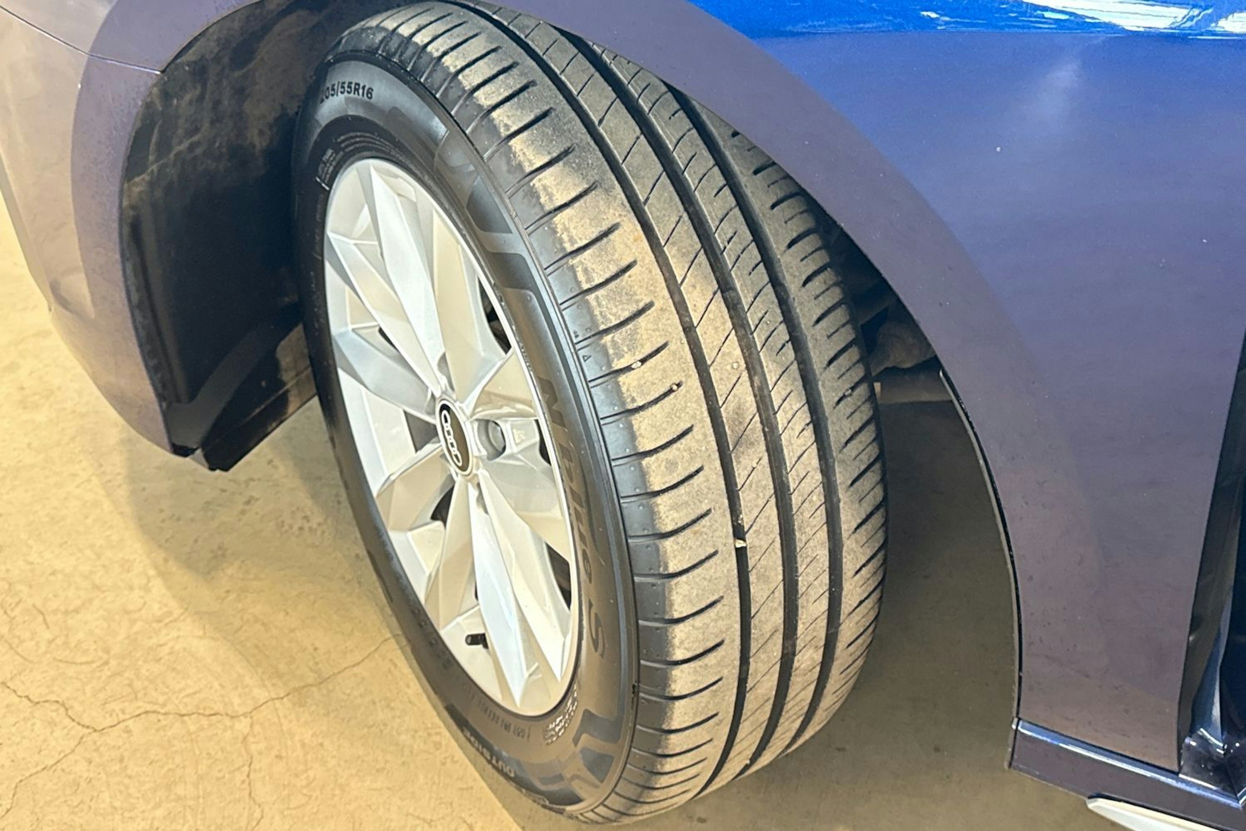 sininen Audi A3 2021 kuva 10.