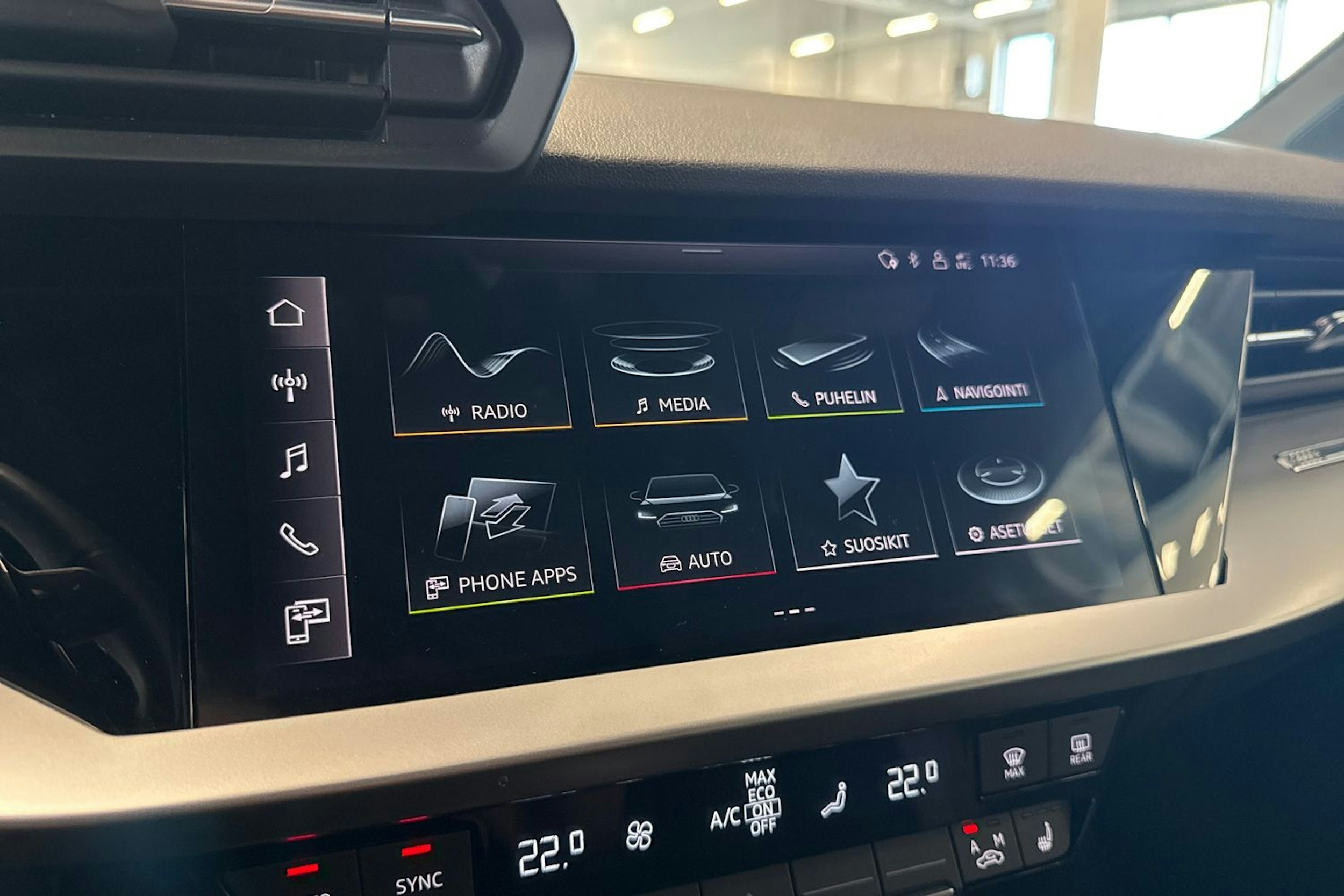 sininen Audi A3 2021 kuva 19.