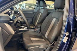 sininen Audi A3 2021 kuva 21.
