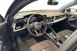 harmaa Audi A3 2021 kuva 3.