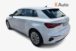 valkoinen Audi A3 2021 kuva 2.