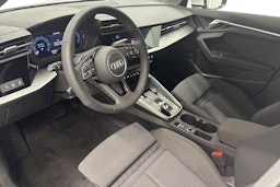 valkoinen Audi A3 2021 kuva 7.