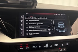 valkoinen Audi A3 2021 kuva 22.