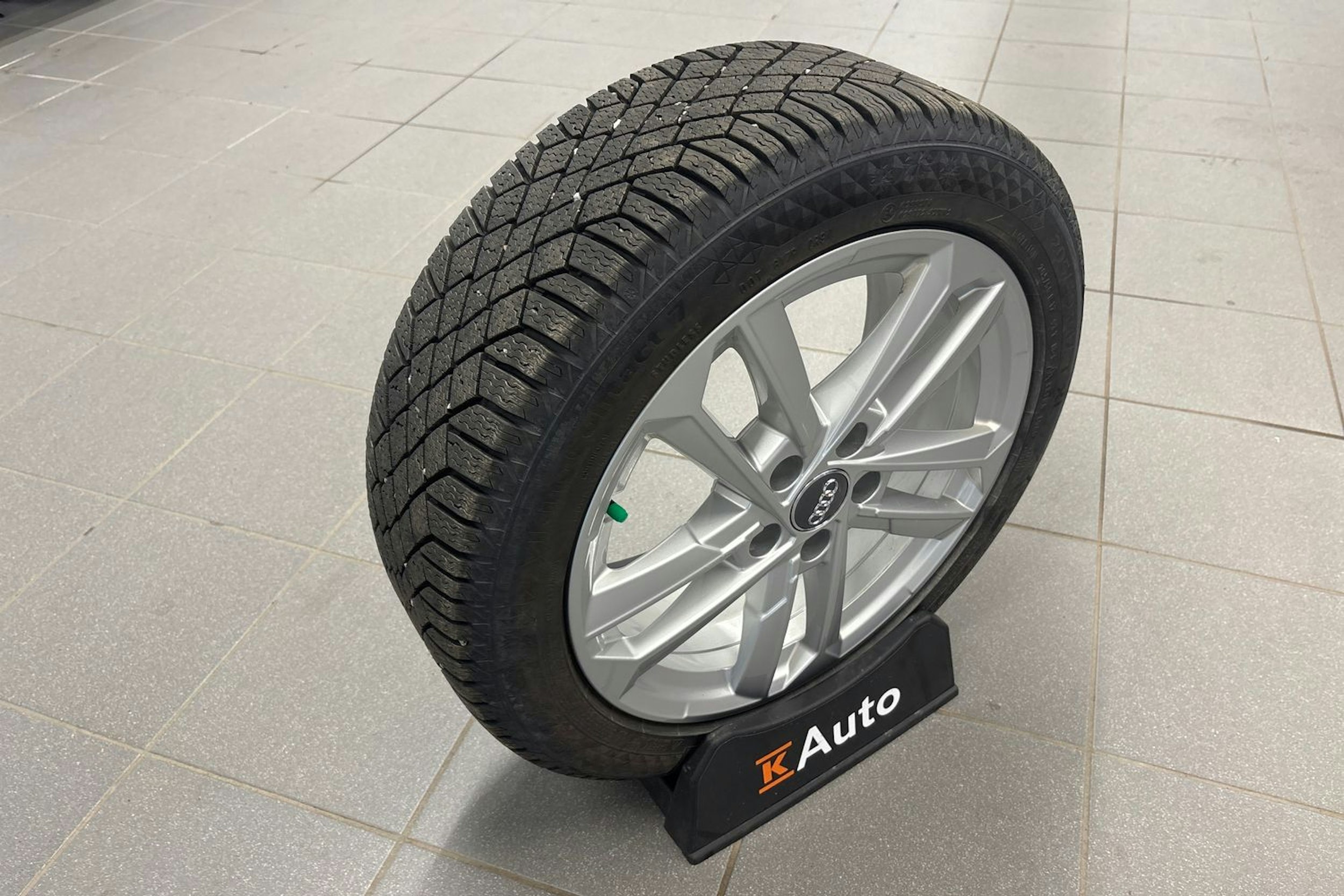 valkoinen Audi A3 2021 kuva 25.