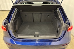 sininen Audi A3 2021 kuva 13.