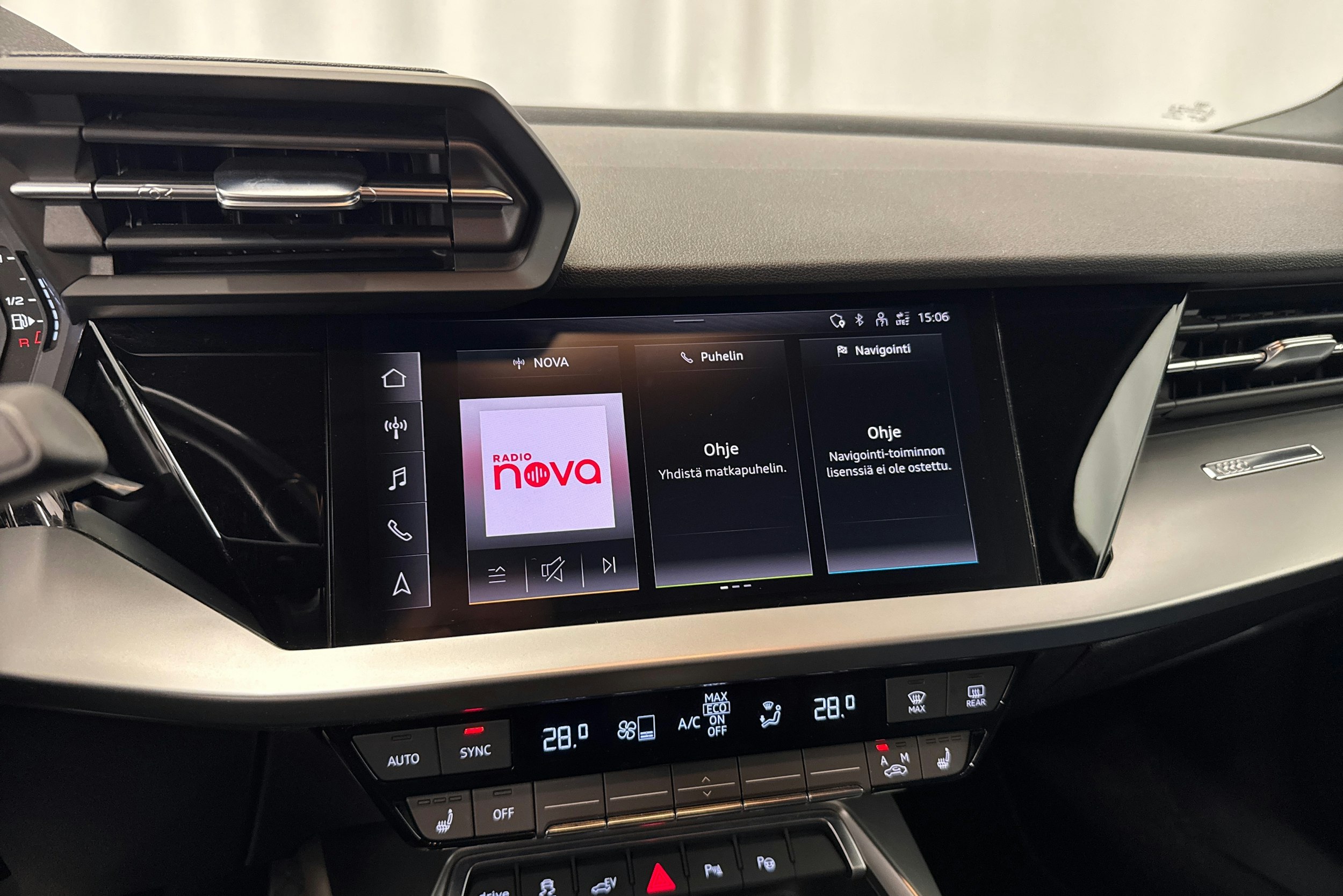 sininen Audi A3 2021 kuva 20.