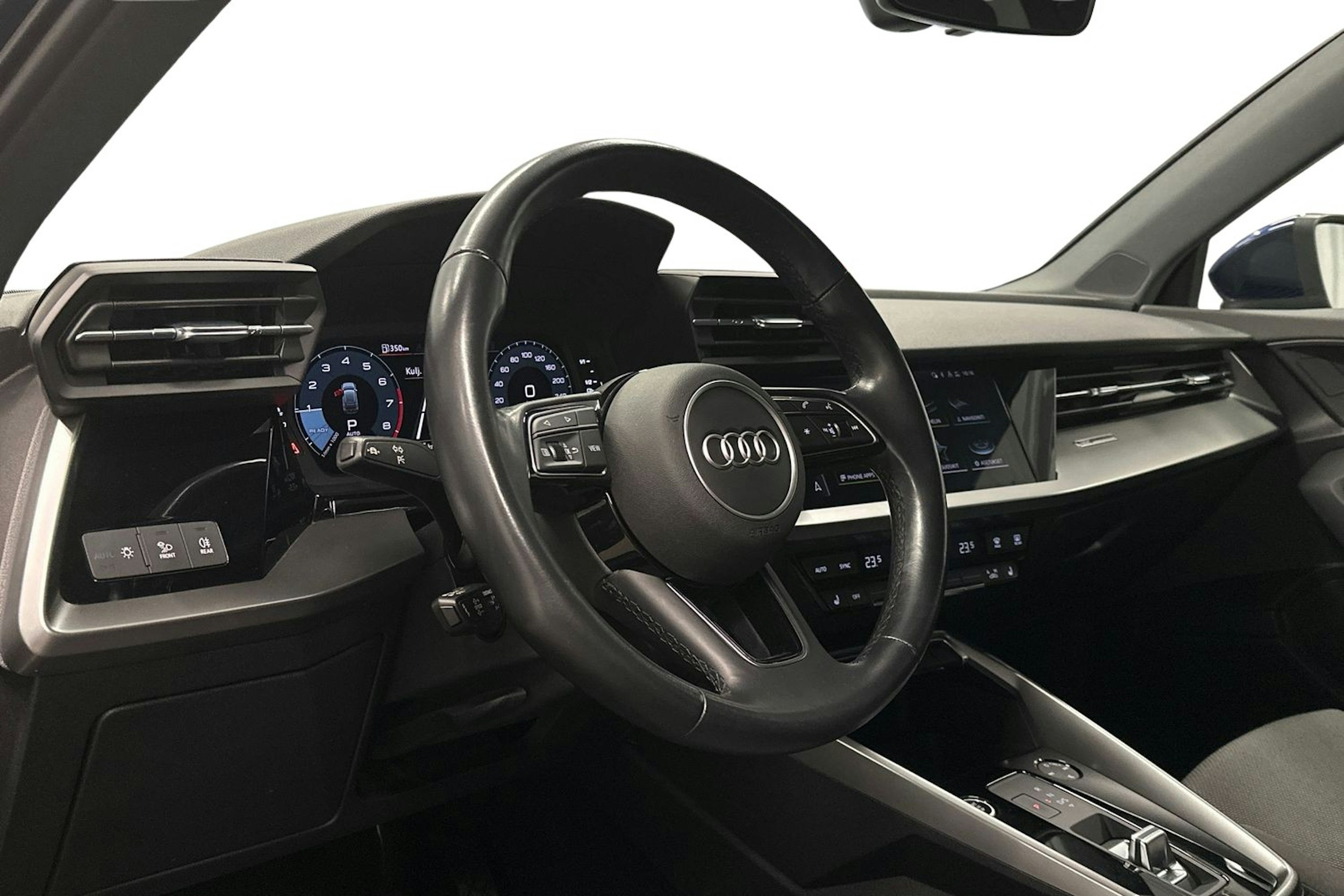 sininen Audi A3 2021 kuva 7.