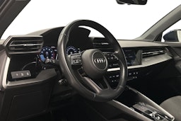 sininen Audi A3 2021 kuva 7.
