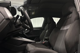sininen Audi A3 2021 kuva 15.