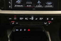sininen Audi A3 2021 kuva 21.