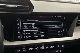 sininen Audi A3 2021 kuva 28.