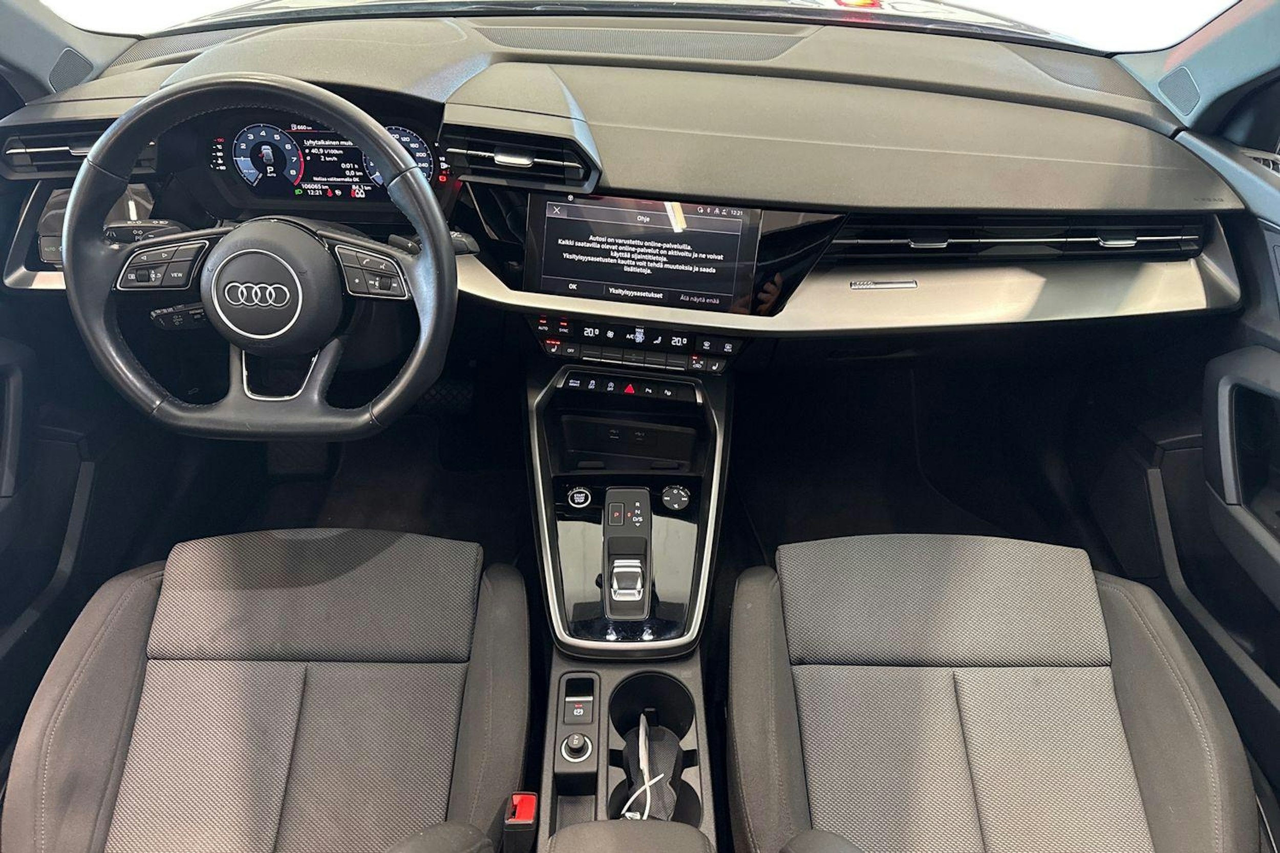 hopea Audi A3 2021 kuva 9.
