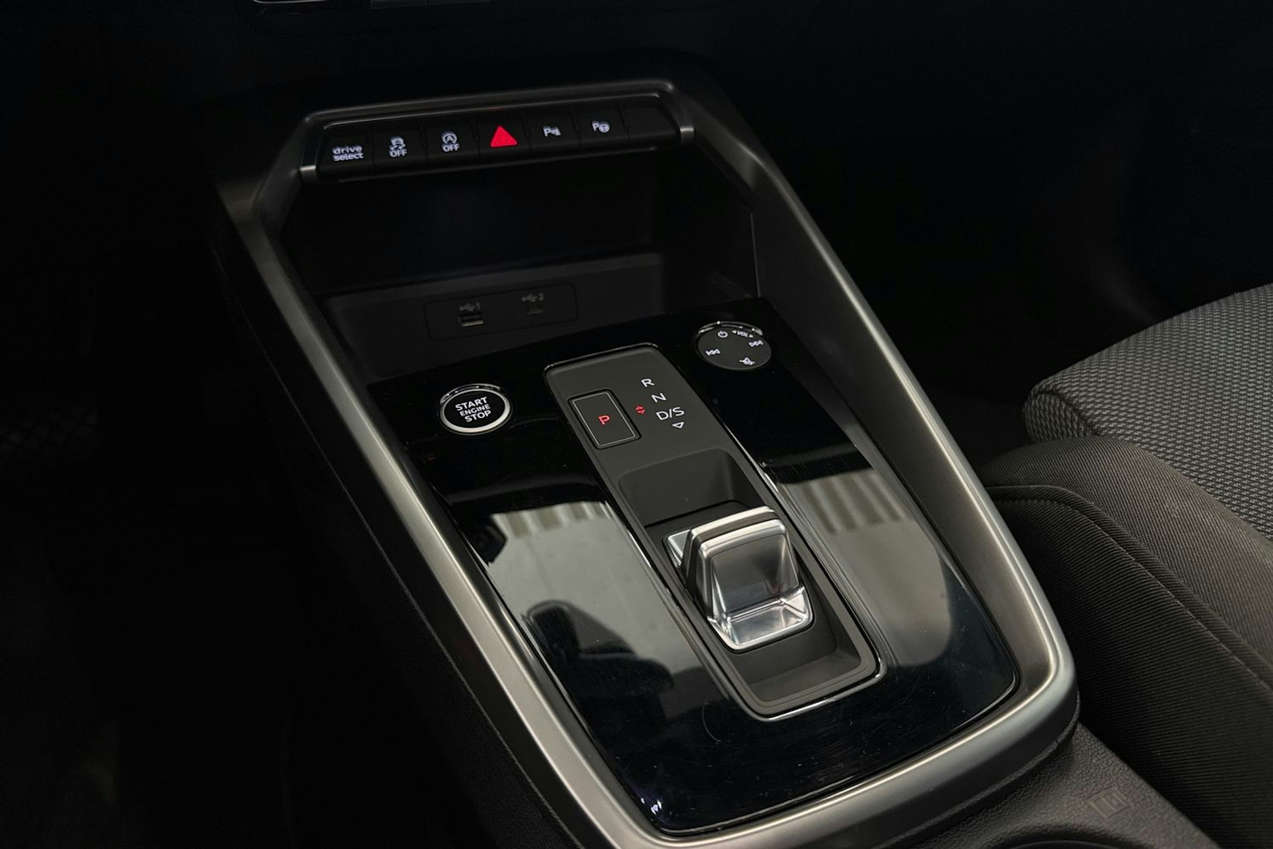 hopea Audi A3 2021 kuva 19.