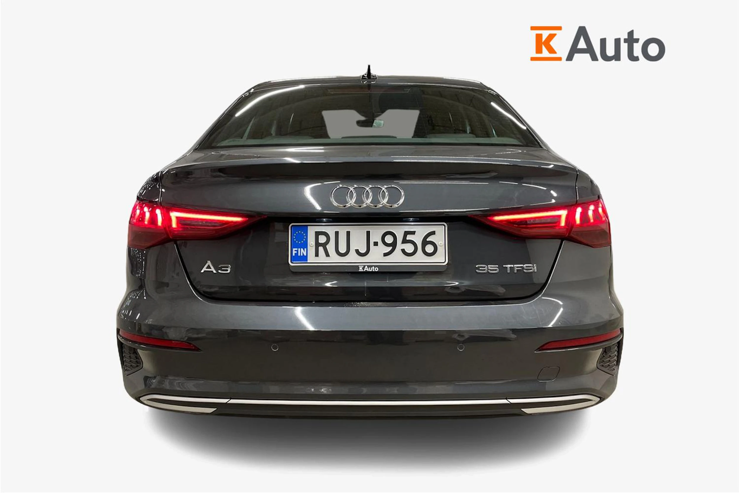 harmaa Audi A3 2021 kuva 3.