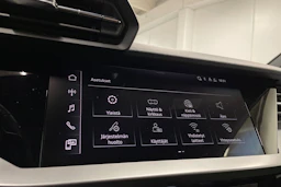 harmaa Audi A3 2021 kuva 15.