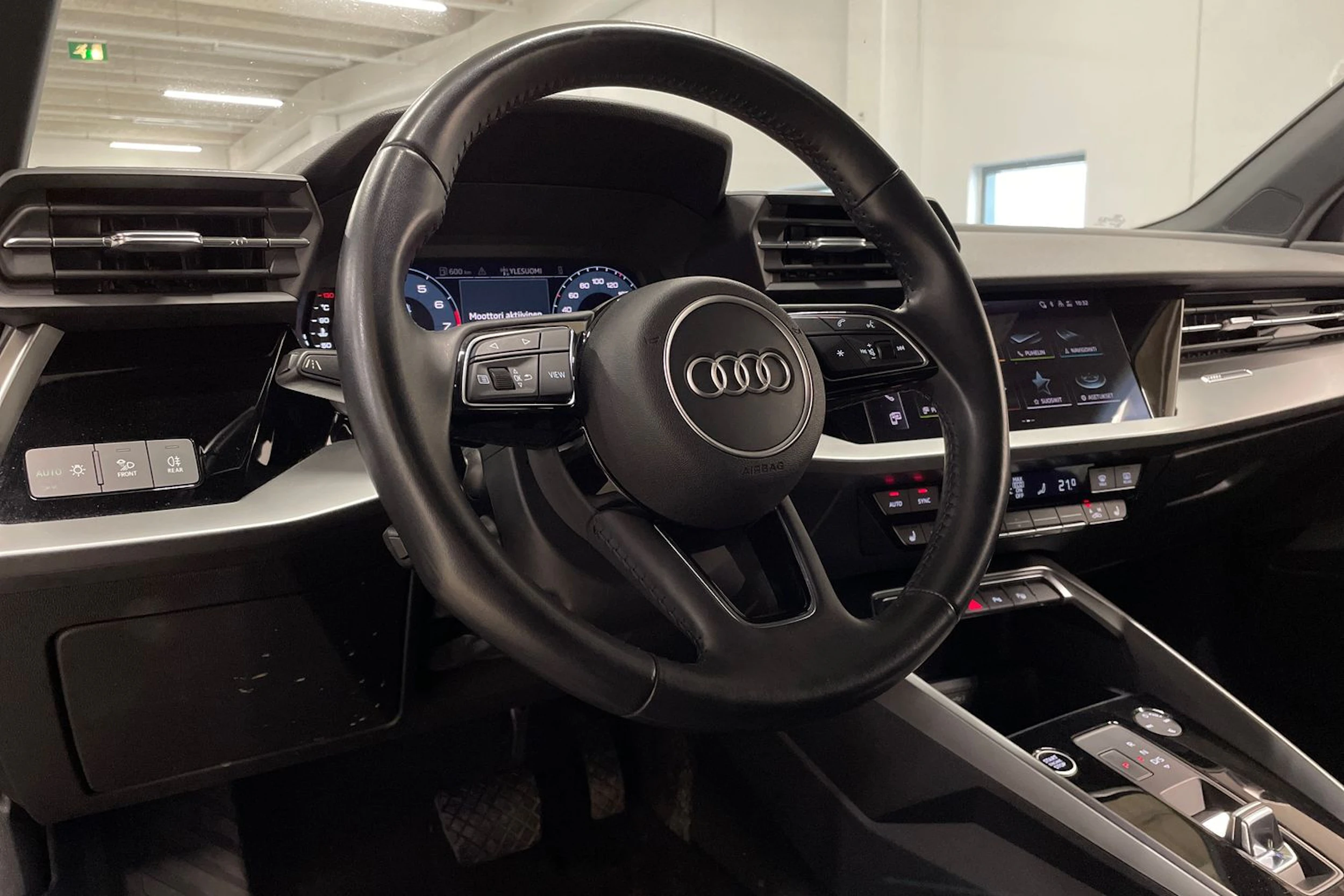 harmaa Audi A3 2021 kuva 24.