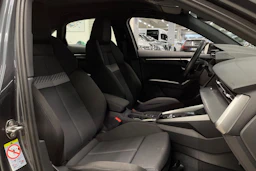 harmaa Audi A3 2021 kuva 25.