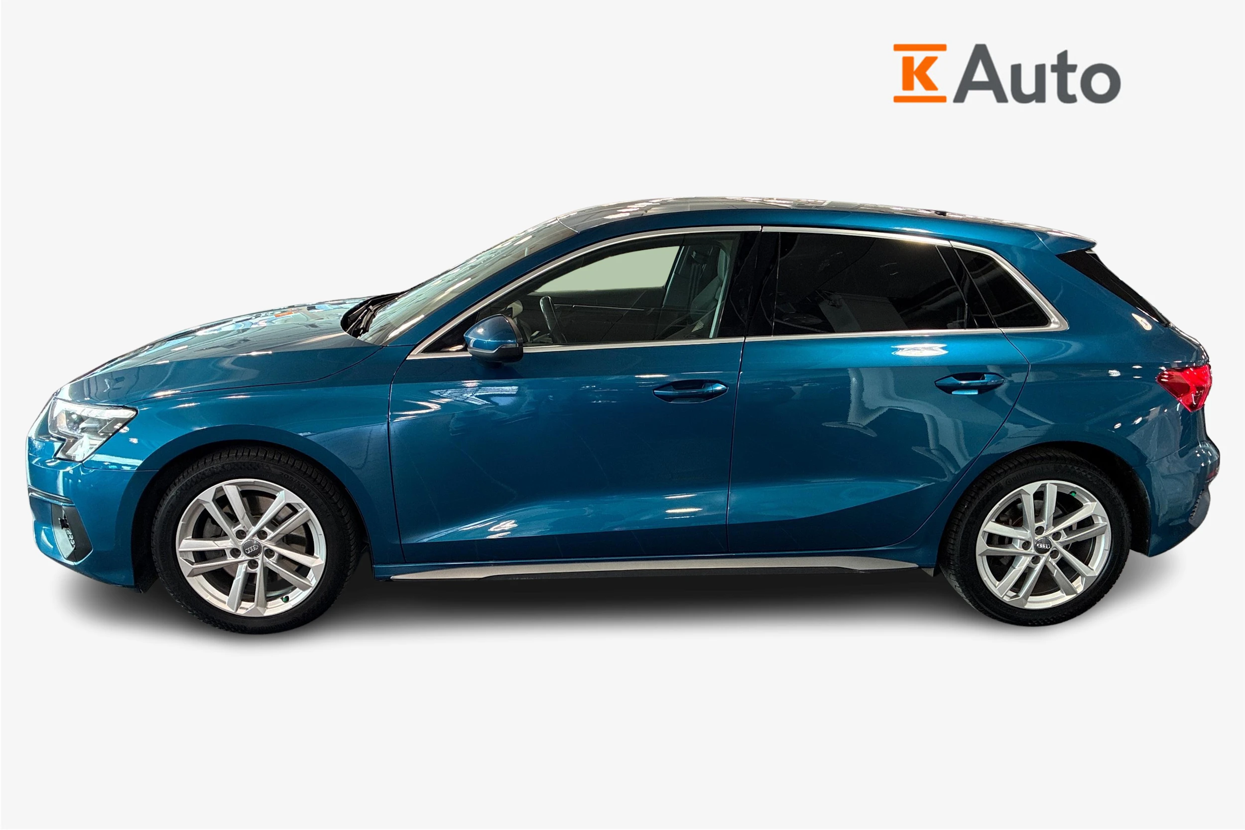 Sininen Audi A3 2021 kuva 7.