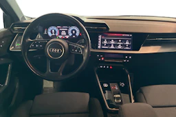 Sininen Audi A3 2021 kuva 9.